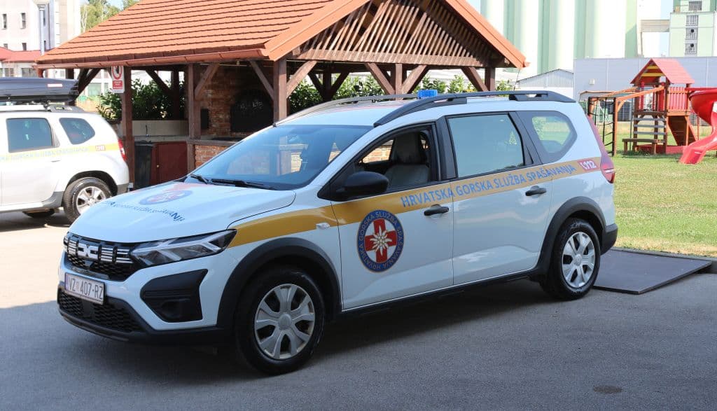 Cover Image for Nabavljeno novo interventno vozilo